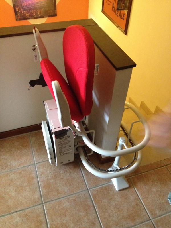 Montascale per disabili pistoia montascale per anziani pistoia ... Stannah prezzi